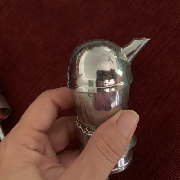 2 Vintage 1950s Liquor Pourer bottle stopper spout jigger Chrome Mr Bartender - Picture 9 of 16